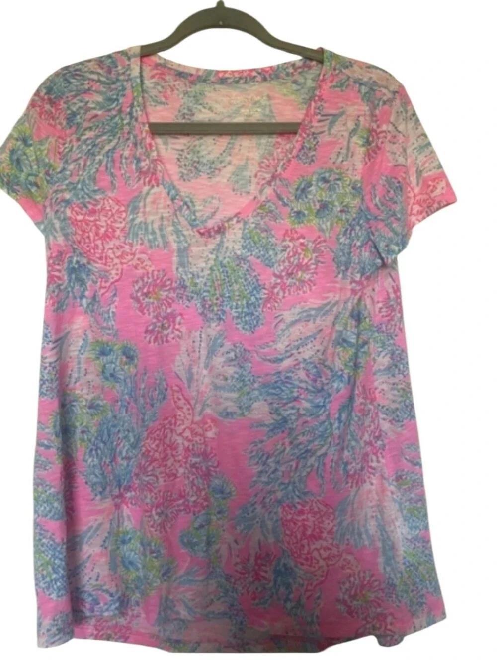 Lilly Pulitzer Size Small Etta V-Neck Short Sleeve Tee Ocean Theme